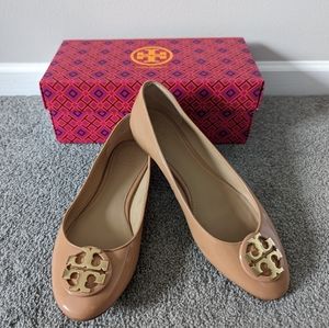 Tory Burch Claire Parent Leather Ballet Flat 7.5